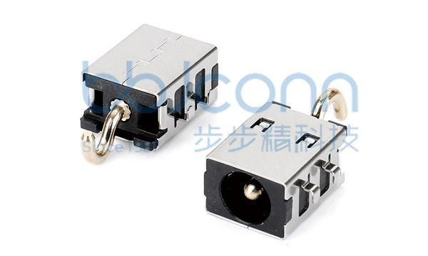 DC座 DC-2.0针 全铜 卧式 四脚插 （DC550200-1160-20000H）
