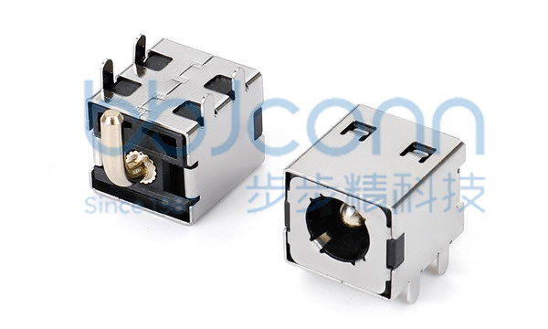 DC座 DC-2.5针 全铜 卧式 四脚插 （DC550250-1194-20000H）