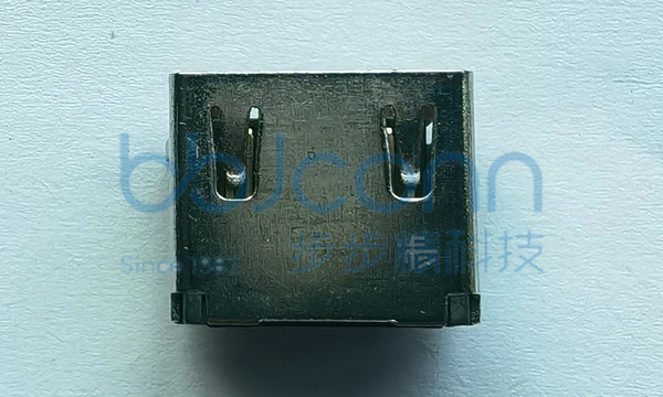 HDMI 母座 两脚插 带柱 L=12.50 平口 铜壳 无后盖 端子DIP（07A）镀金G-F