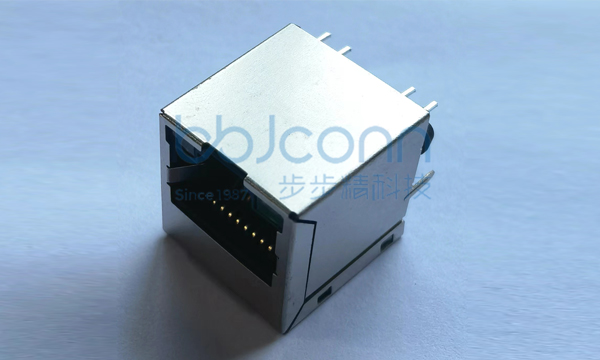 RJ45-8P8C 180度 直插 1X1带百兆变压器带类屏蔽插座 左黄右绿.镀金6U）